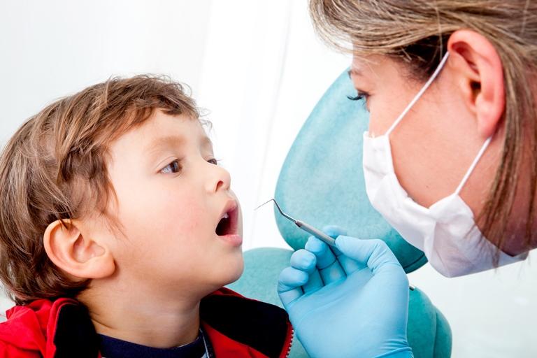 почему болит зуб у ребенка