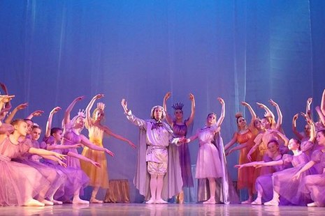 на сцене большого зала Культурного центра "Троицкий" Невского района пройдет балет-сказка «Спящая красавица». 