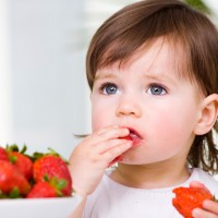 Ученые нашли виновника детской пищевой аллергии